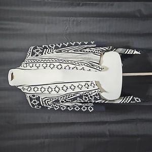 Printed cardigan with tassels